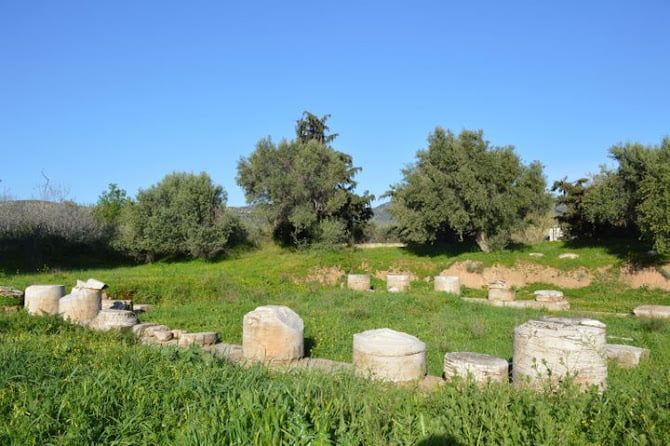 Σπόνδυλοι κιόνων του ναού της Δήμητρας και της Κόρης Θορικός 5ος αι. πΧ Sahiel