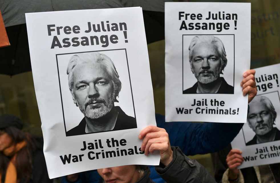 Julian Assange Sahiel.gr